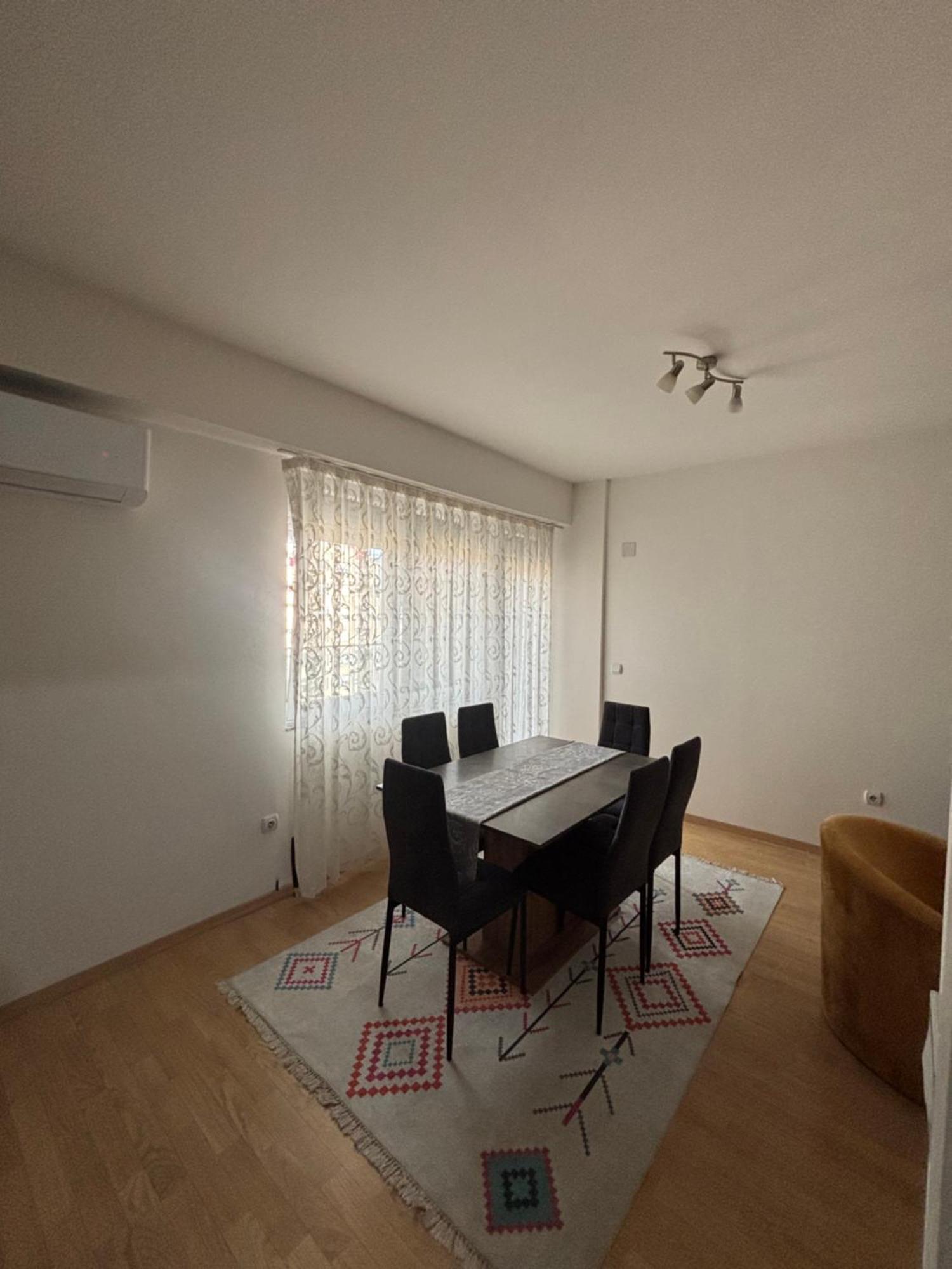 Aria Residence & Ѕра, Apartment 1-43, Level 8 비톨라 외부 사진