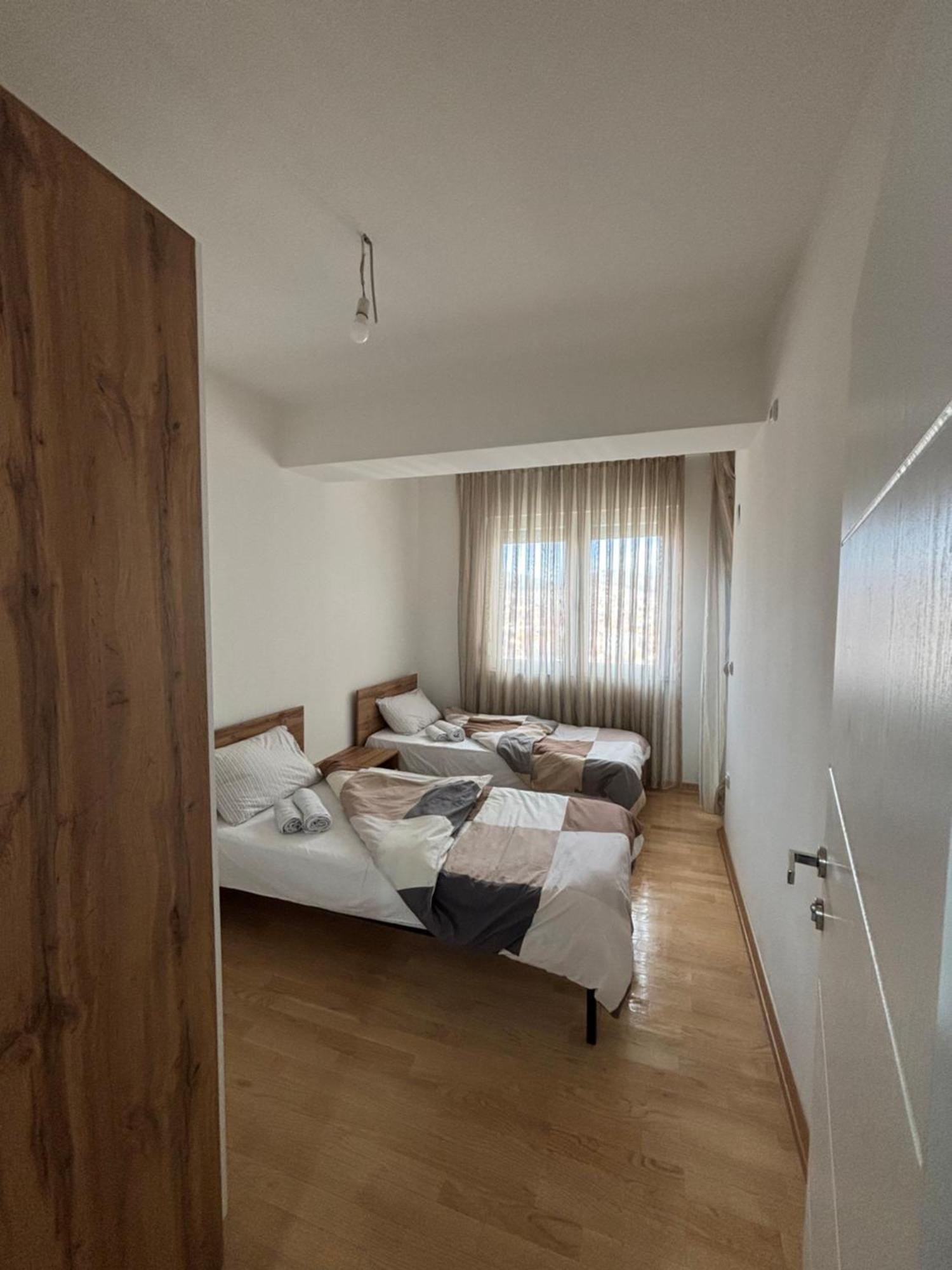 Aria Residence & Ѕра, Apartment 1-43, Level 8 비톨라 외부 사진
