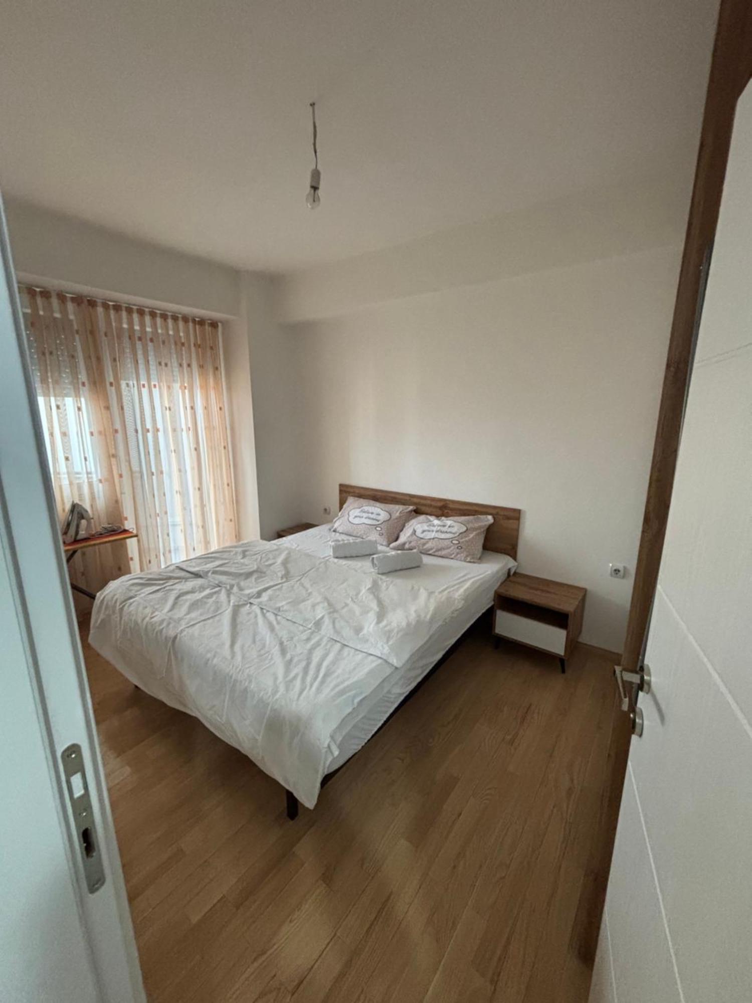 Aria Residence & Ѕра, Apartment 1-43, Level 8 비톨라 외부 사진