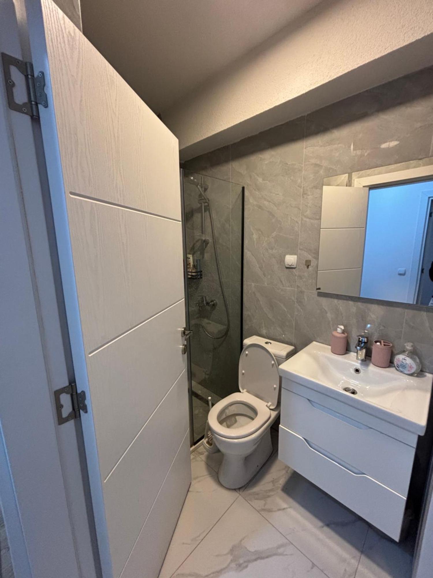 Aria Residence & Ѕра, Apartment 1-43, Level 8 비톨라 외부 사진